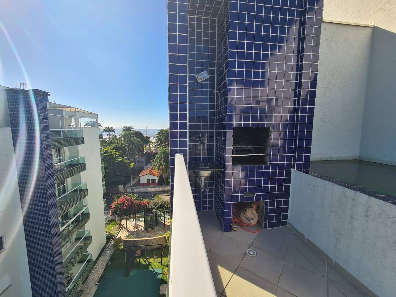 COBERTURA DUPLEX a 50 METROS DA PRAIA.