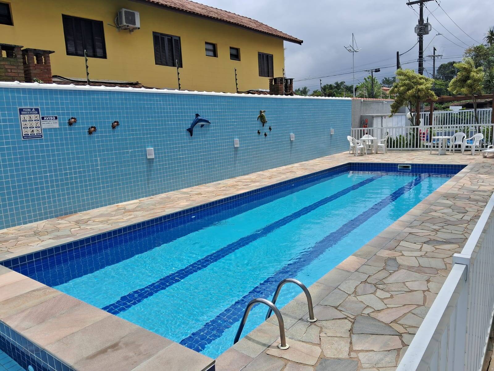 APTO MAITINGA 200 m da praia