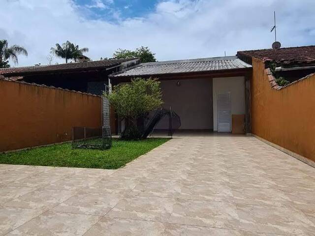 #689 - Casa para Venda em Bertioga - SP